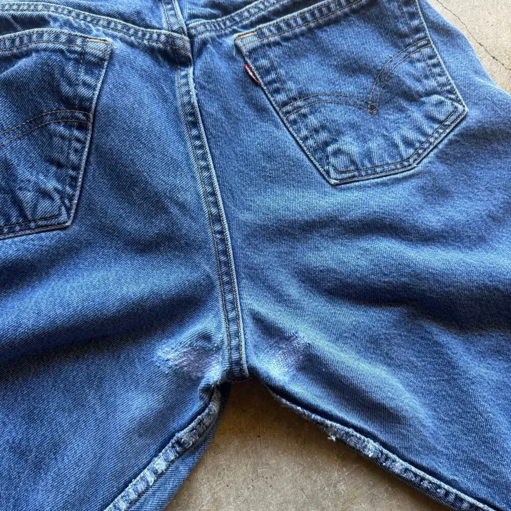 Vtg 1990s Levis 505s Medium Wash Denim Blue Jeans Size 32x29